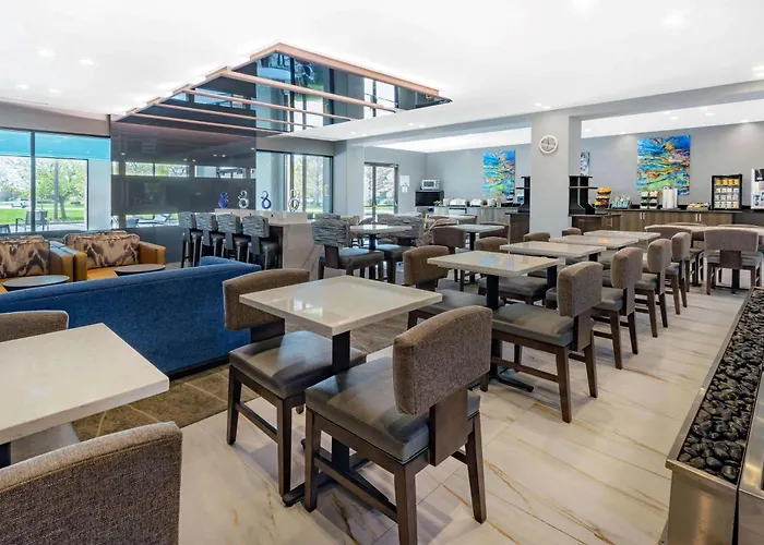 Hotel Wingate By Wyndham 3*