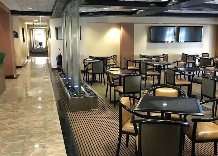 Wingate By Wyndham Hotel