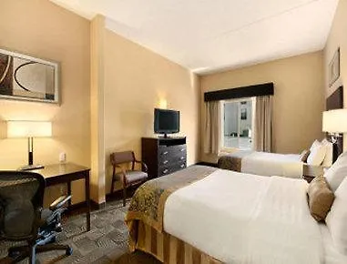 Wingate By Wyndham Hotel